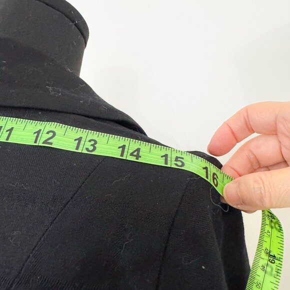 TRELISE COOPER FULL WOOL BLACK BLAZER WITH RUFFLE AND BUTTON TOP - Picture 4 of 10